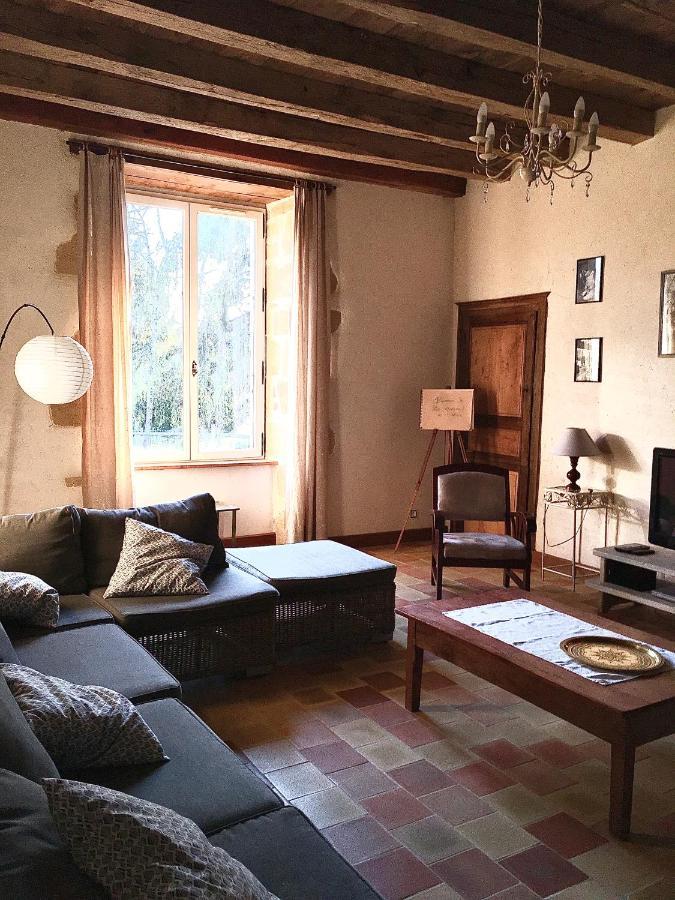 "La Maison De Villars" Au Coeur De La Nature Pressac Exterior foto
